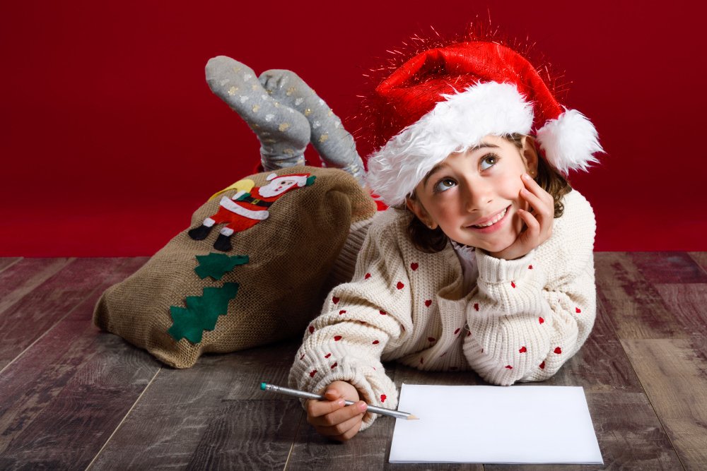 Atividade de Natal de Contorno: Educação Infantil