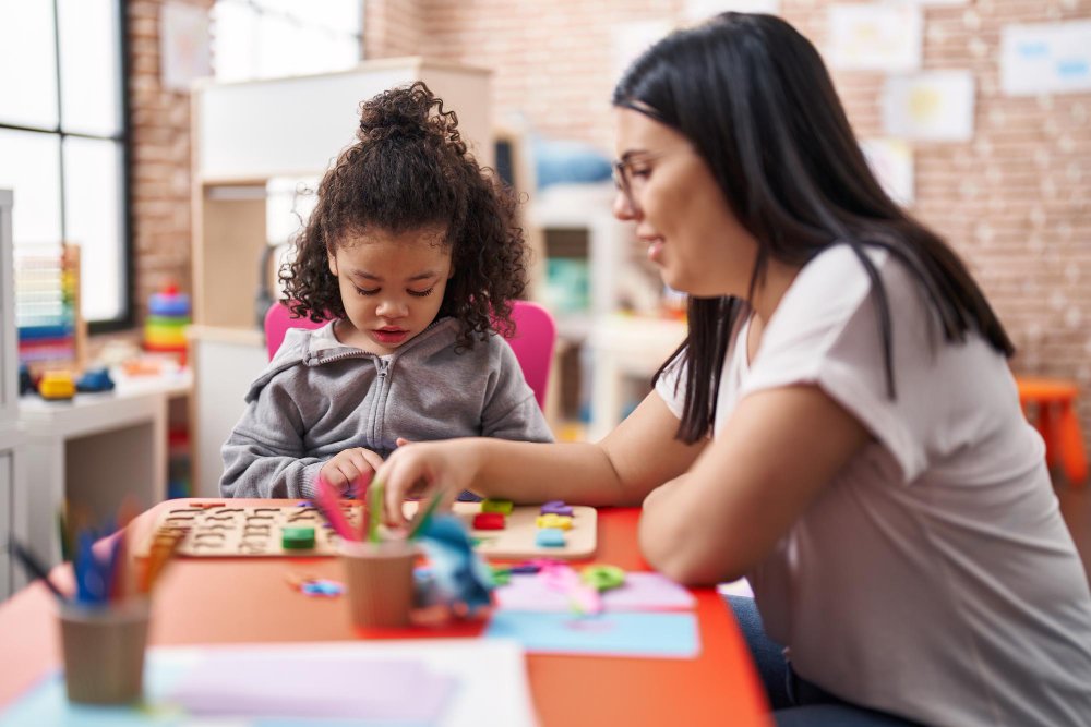 Plano de AEE Pronto: Atividades e Estratégias para Inclusão Educacional