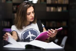 Vantagens de Seguir Estudando Após a Graduação (2)